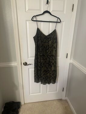 Lauren Ralph Lauren Gold Metallic Lace Dress